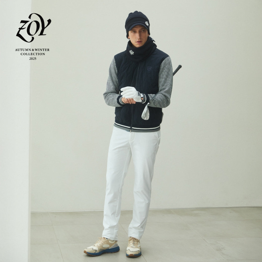 【過去最高の完成度/真冬のゴルフを劇的に変える - 2つの防寒ウェア】白銀の世界を思わせる、凛としたエレガンス。先端防寒素材をハイブリットした、稀代のフリースセットアップ。今年の冬は、もう、寒くない。ZOYが満を持してお届けする「本命防寒ウェア」を特集