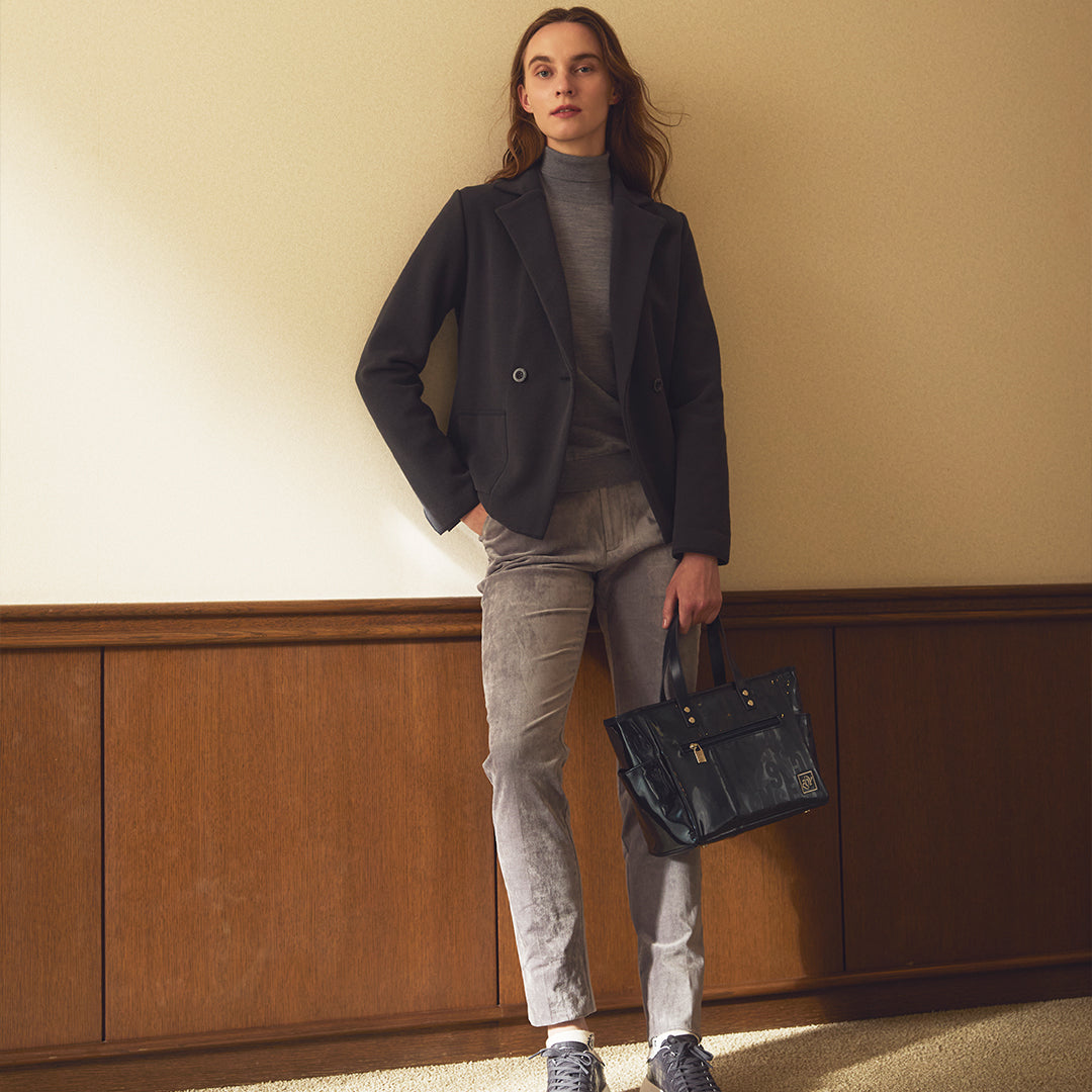 【WOMEN'S NEW JACKET STYLE - 26AW COLLECTION】自分らしいスタイルを楽しむ女性ゴルファーへ、凛とした知性と洗練を感じる、タイムレスな「格好よさ」を——。