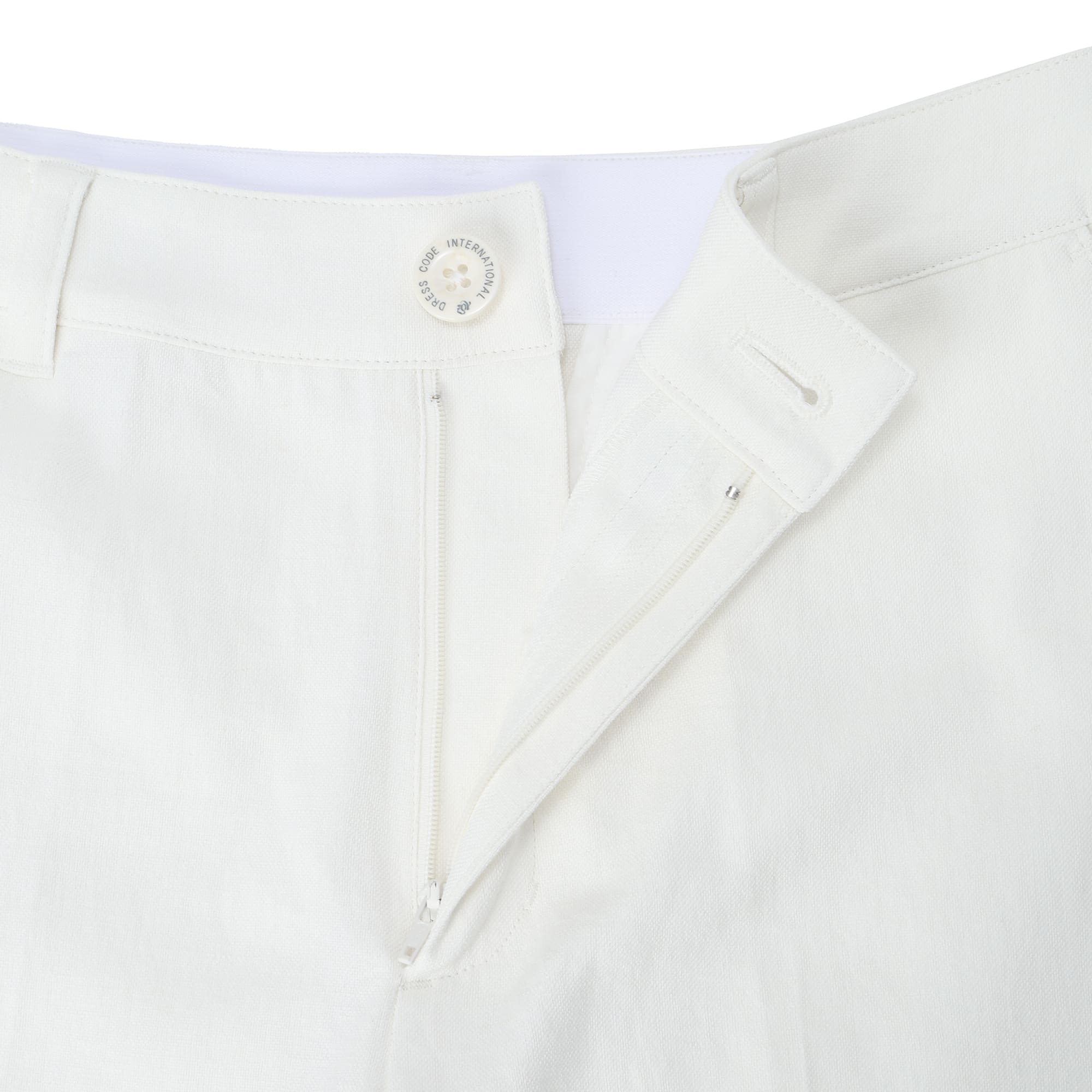 WOMEN BODY SHELL DRY ショートパンツ ホワイト