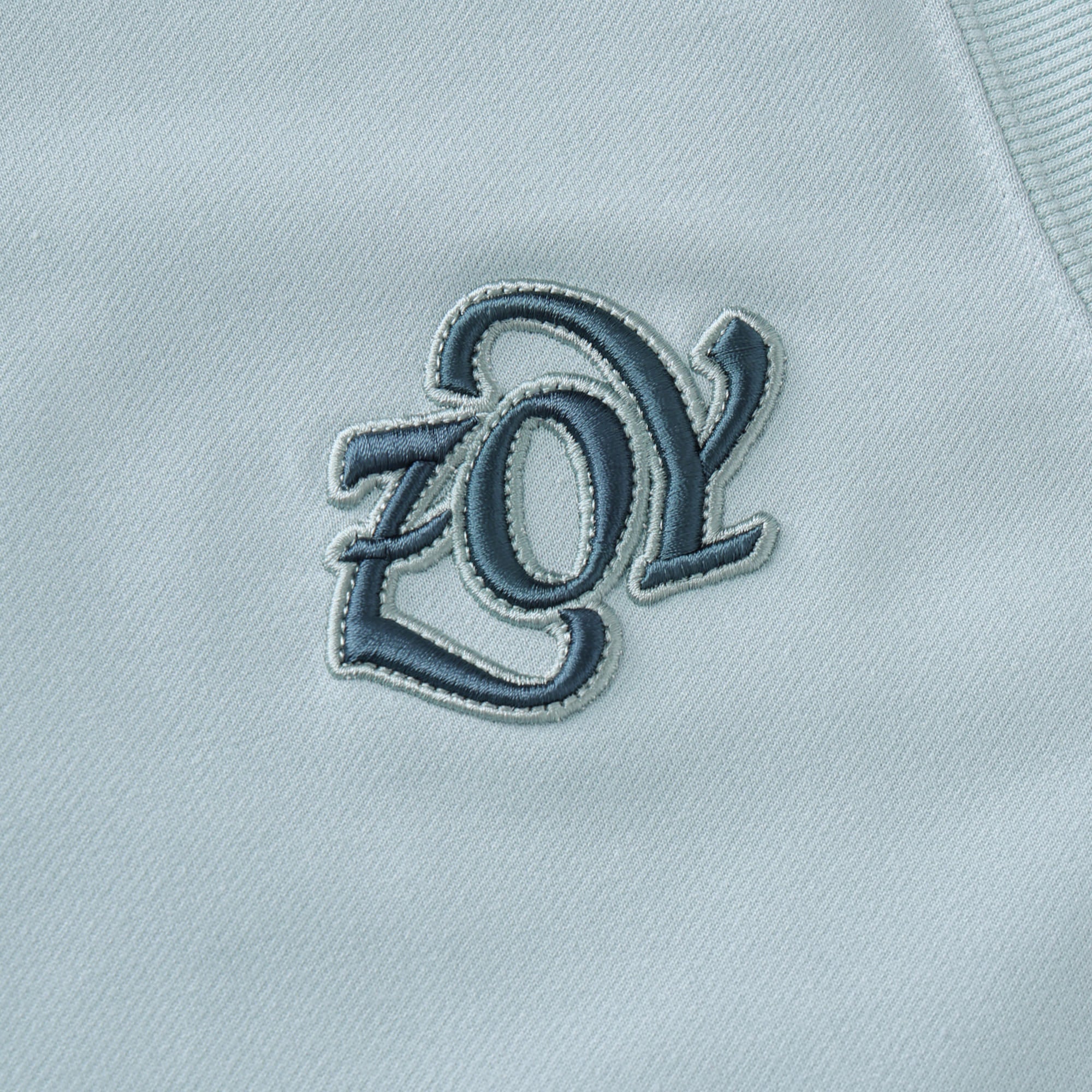 【24AW新作】MENS インレイジャージー ベスト サックス 071444008 - ZOY OFFICIAL