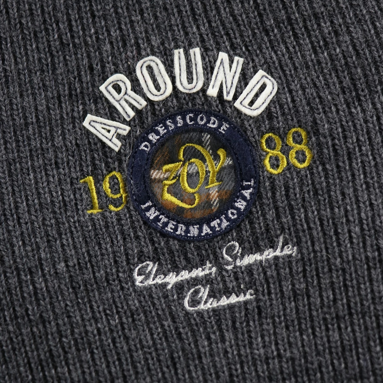 MEN TWIN プルオーバーフーディ(防風裏地付) チャコールグレー