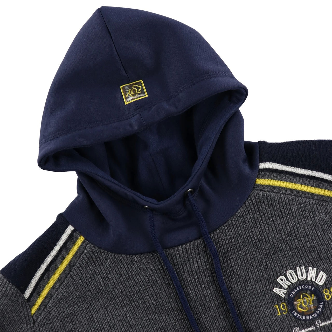 MEN TWIN プルオーバーフーディ(防風裏地付) チャコールグレー