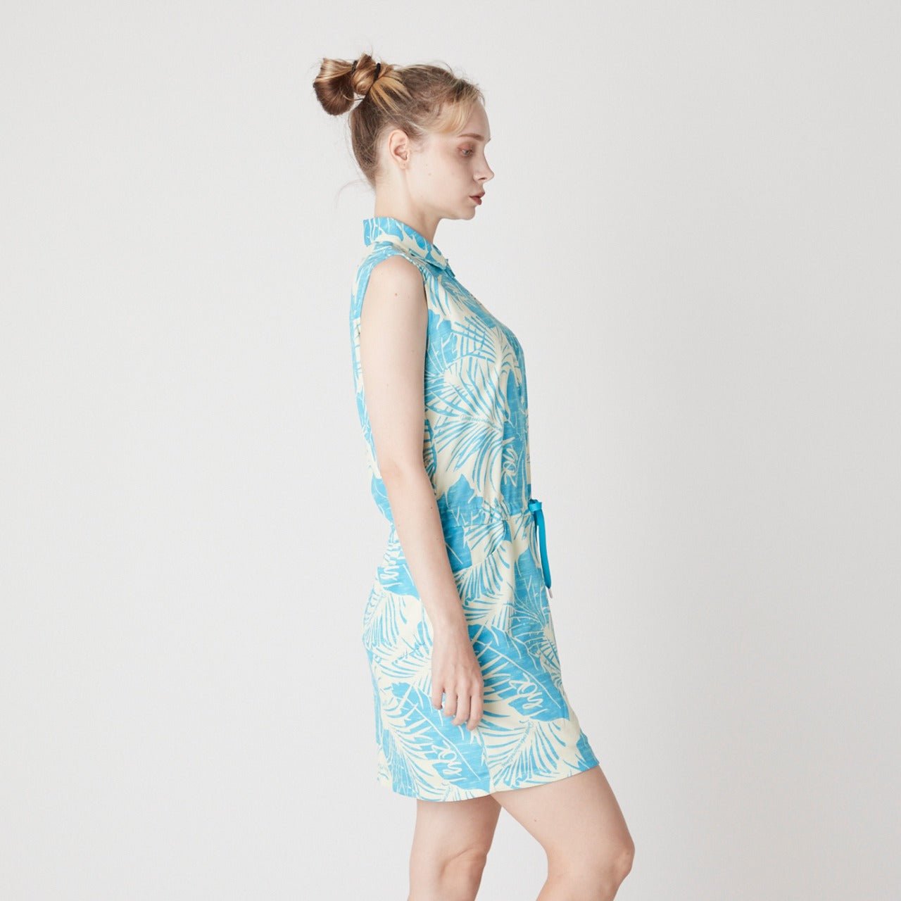 WOMENS ステンシルリーフプリント ノースリーブワンピース ブルー 071622522 - ZOY OFFICIAL