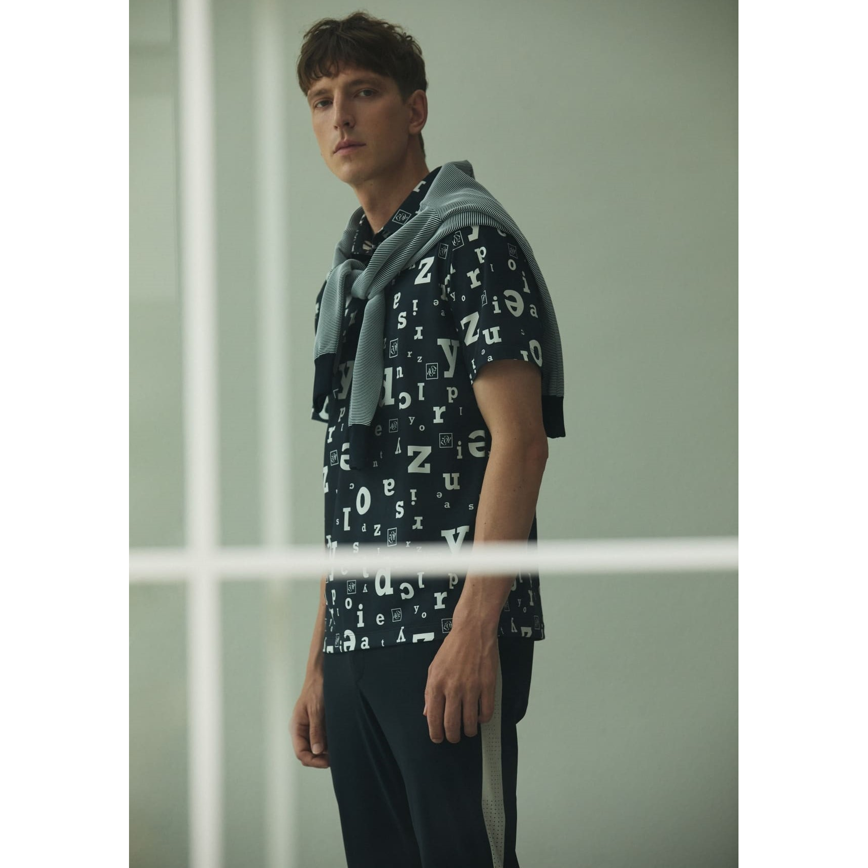 Men's Alphabet Print Short Sleeve Shirt in Cafe Mocha