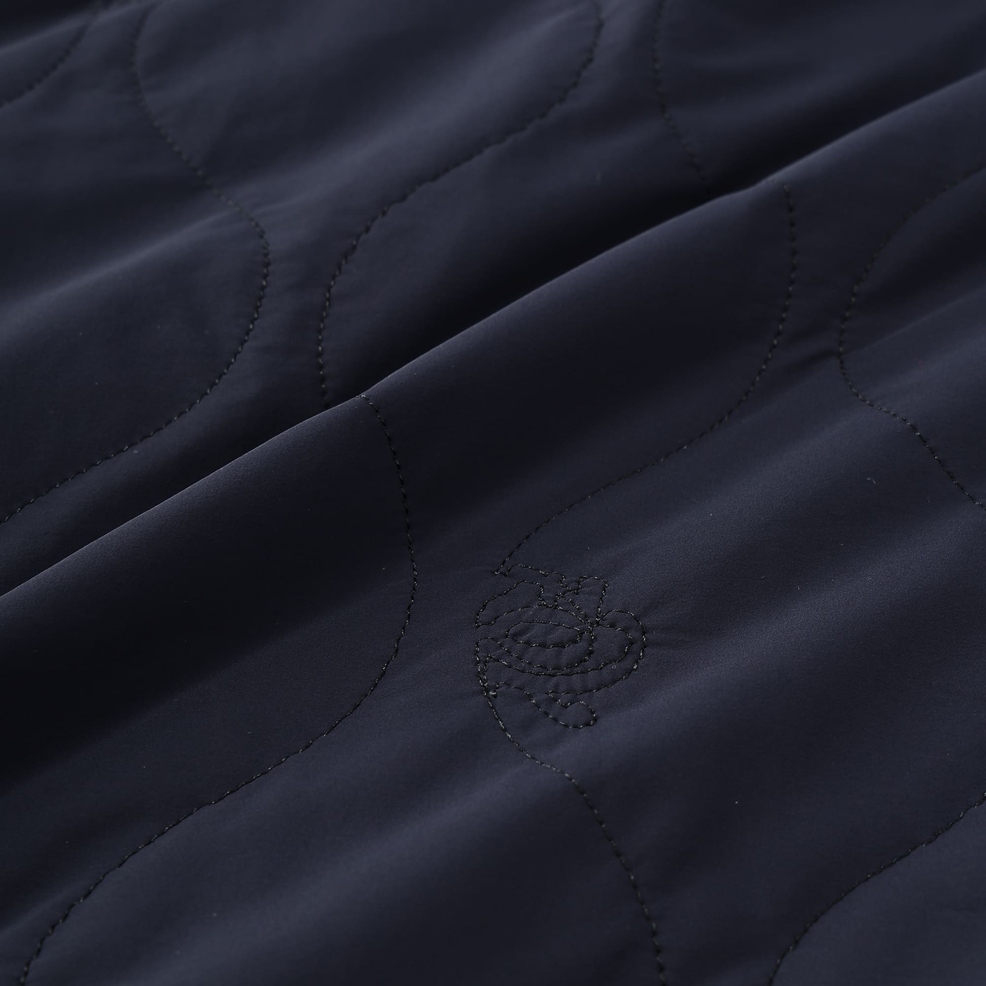 UNISEX Stretch Taffeta Quilted Sneed Jack Cream