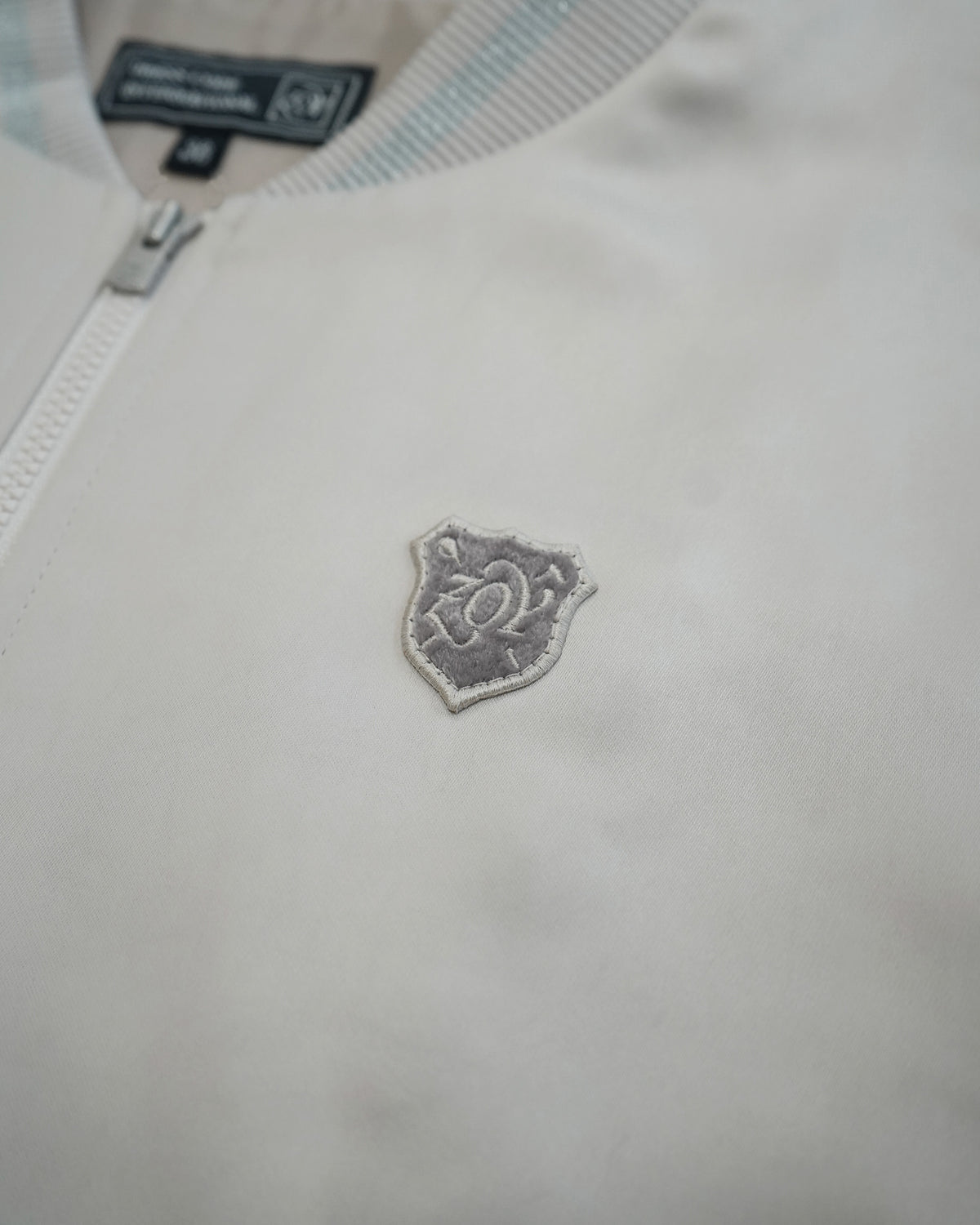 WOMEN VINTAGE AIRFLOW SATIN ブルゾン エクリュ