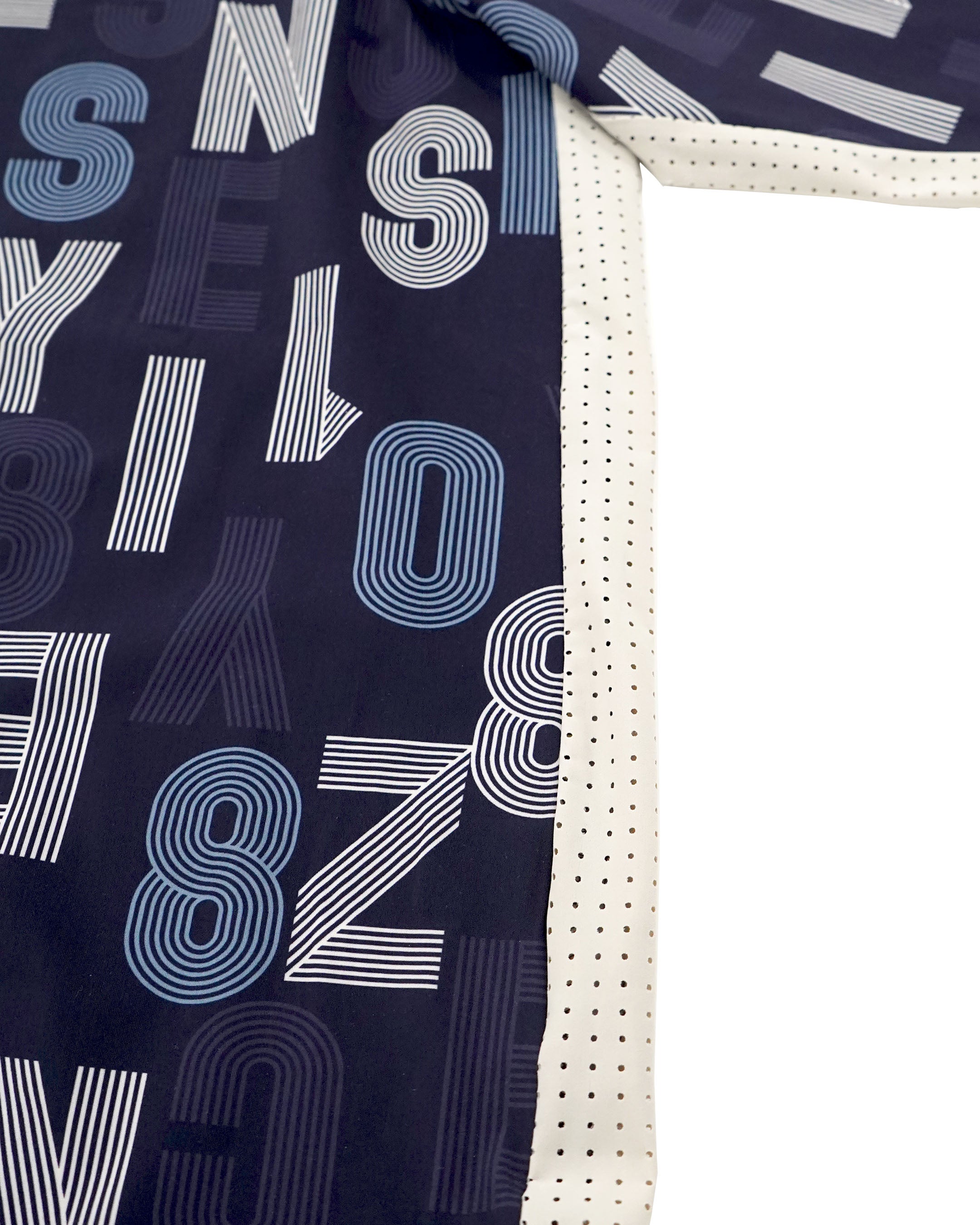 【ブラック（01）】フラミンゴ柄半袖モックプルオーバー AZUL BY MOUSSY | フラミンゴアロハシャツ (シャツ・ブラウス ) |SHEL